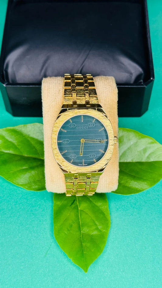 Golden Aura – Luxury Women's Designer Watch