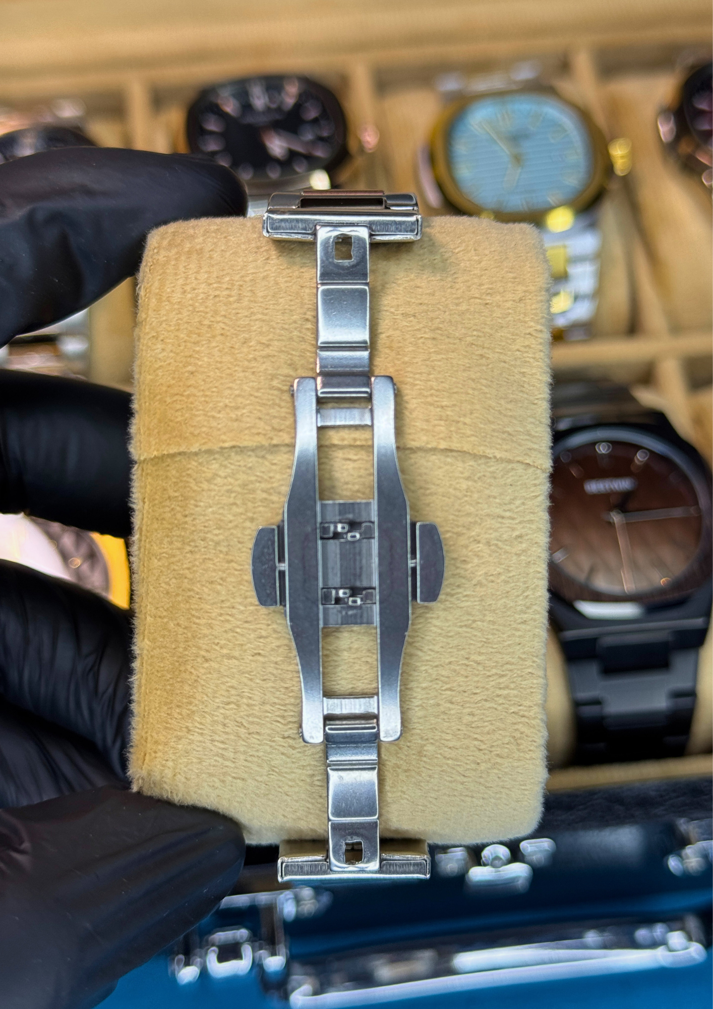 Luxury Green Dial Stainless Steel Watch – Nautilus Inspired | Patek Philippe Style