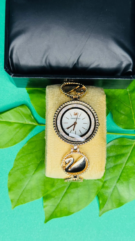 Golden Grace – Elegant Swarovski Women’s Watch