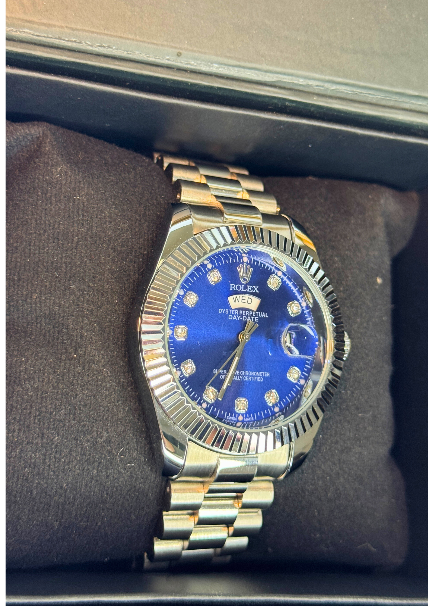 Rolex Day-Date 40 – Royal Blue Dial with Diamond Markers