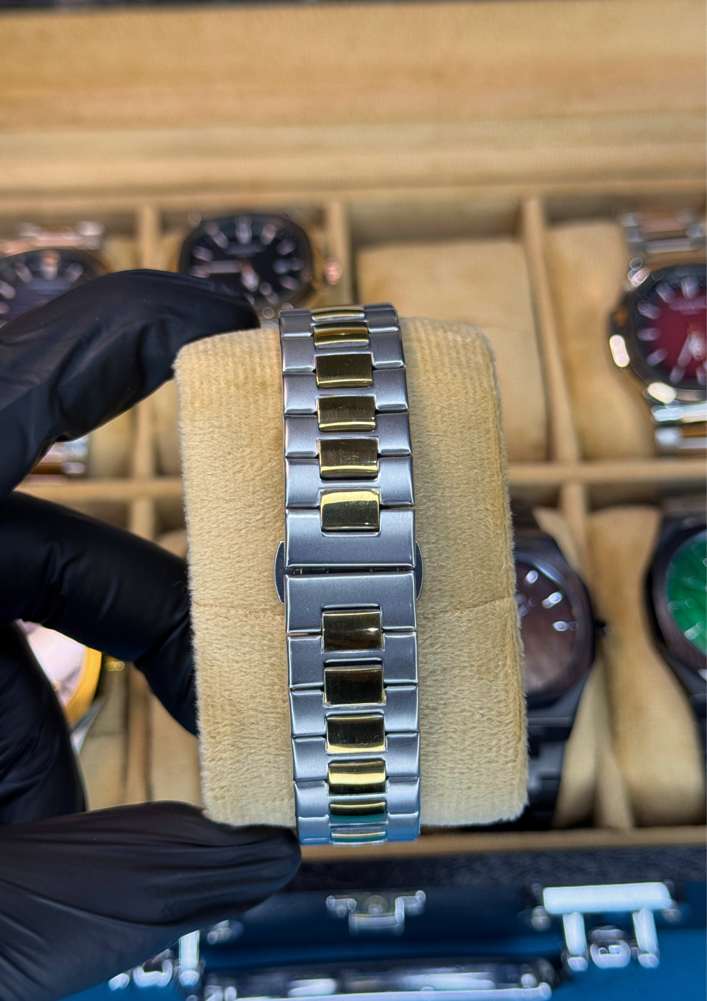 Patek Philippe Nautilus Style – Tiffany Blue Dial