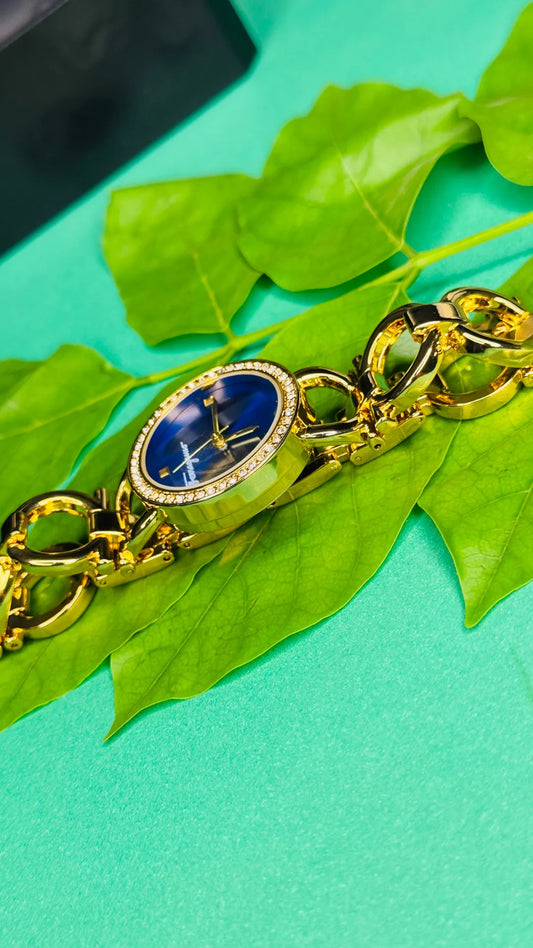 Royal Elegance - Blue & Gold Luxury Women’s Watch