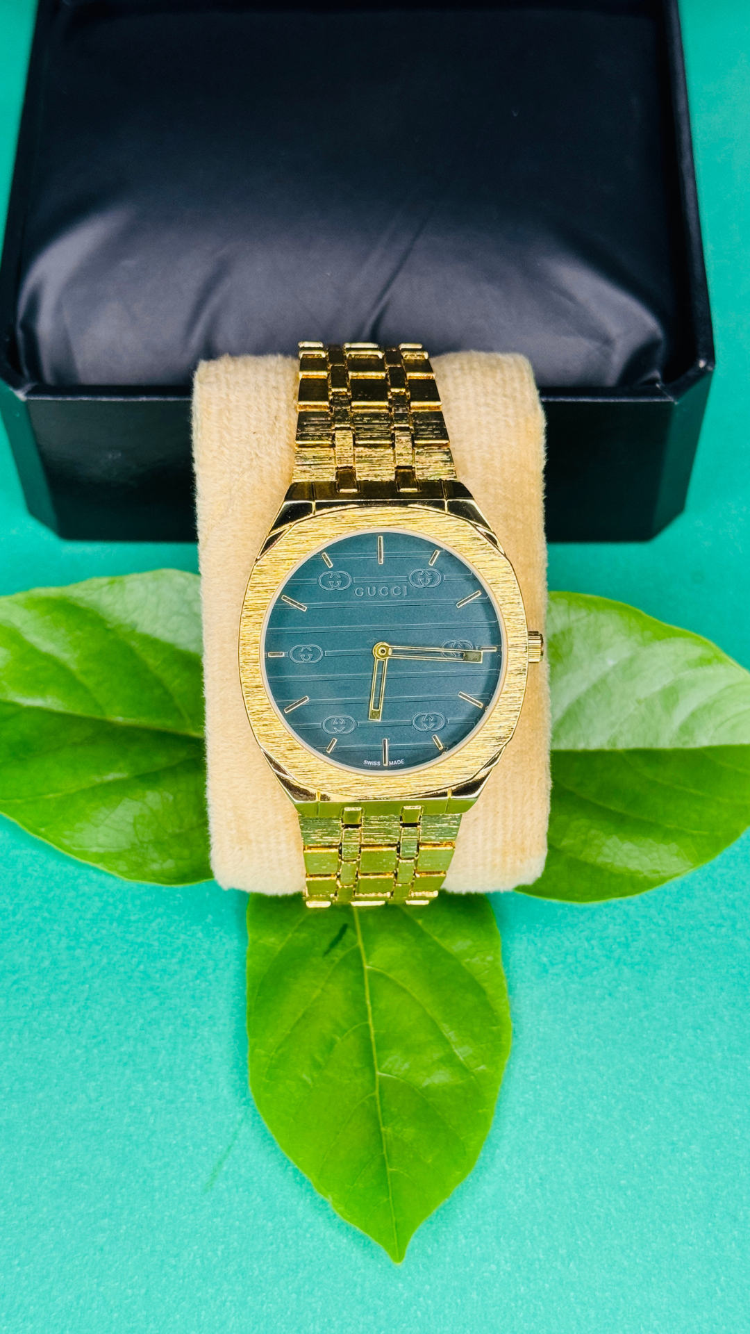 Golden Aura – Luxury Women's Designer Watch