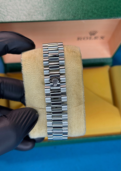 Automatic Rolex Oyster Perpetual – Silver Skeleton Dial