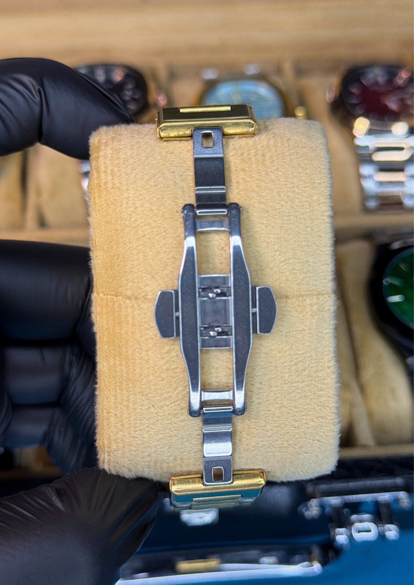 Luxury Gold & Blue Stainless Steel Watch – Geometric Dial | BESTWIN