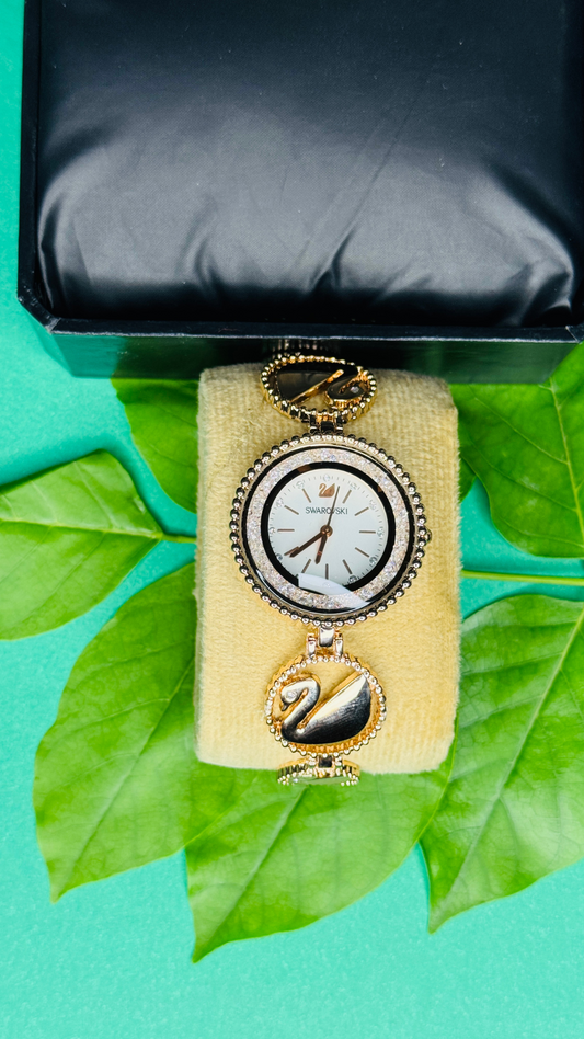 Golden Grace – Elegant Swarovski Women’s Watch