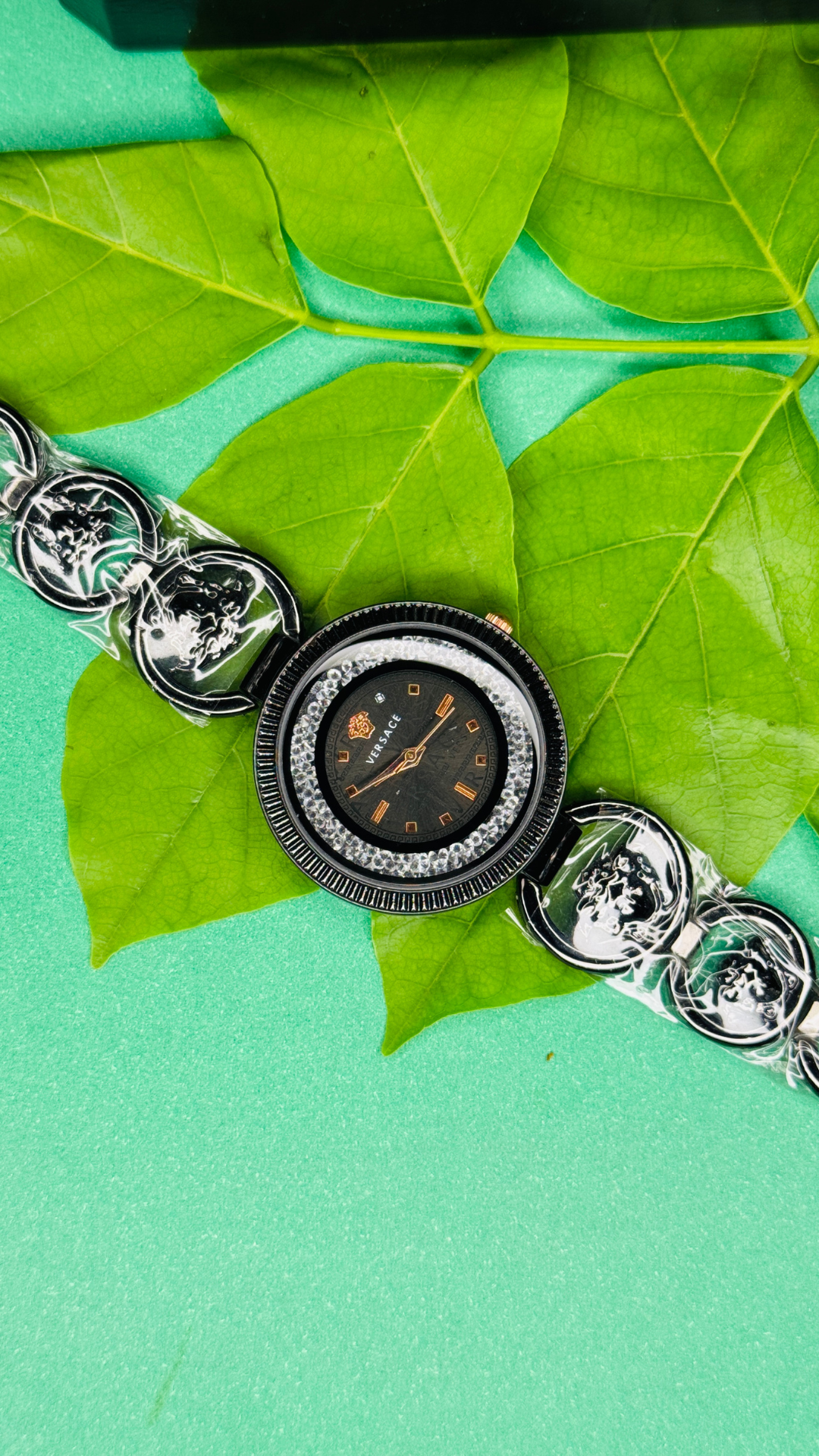 Golden Grace – Elegant Swarovski Women’s Watch