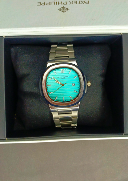 Patek Philippe Nautilus – Tiffany Blue Dial | Stainless Steel