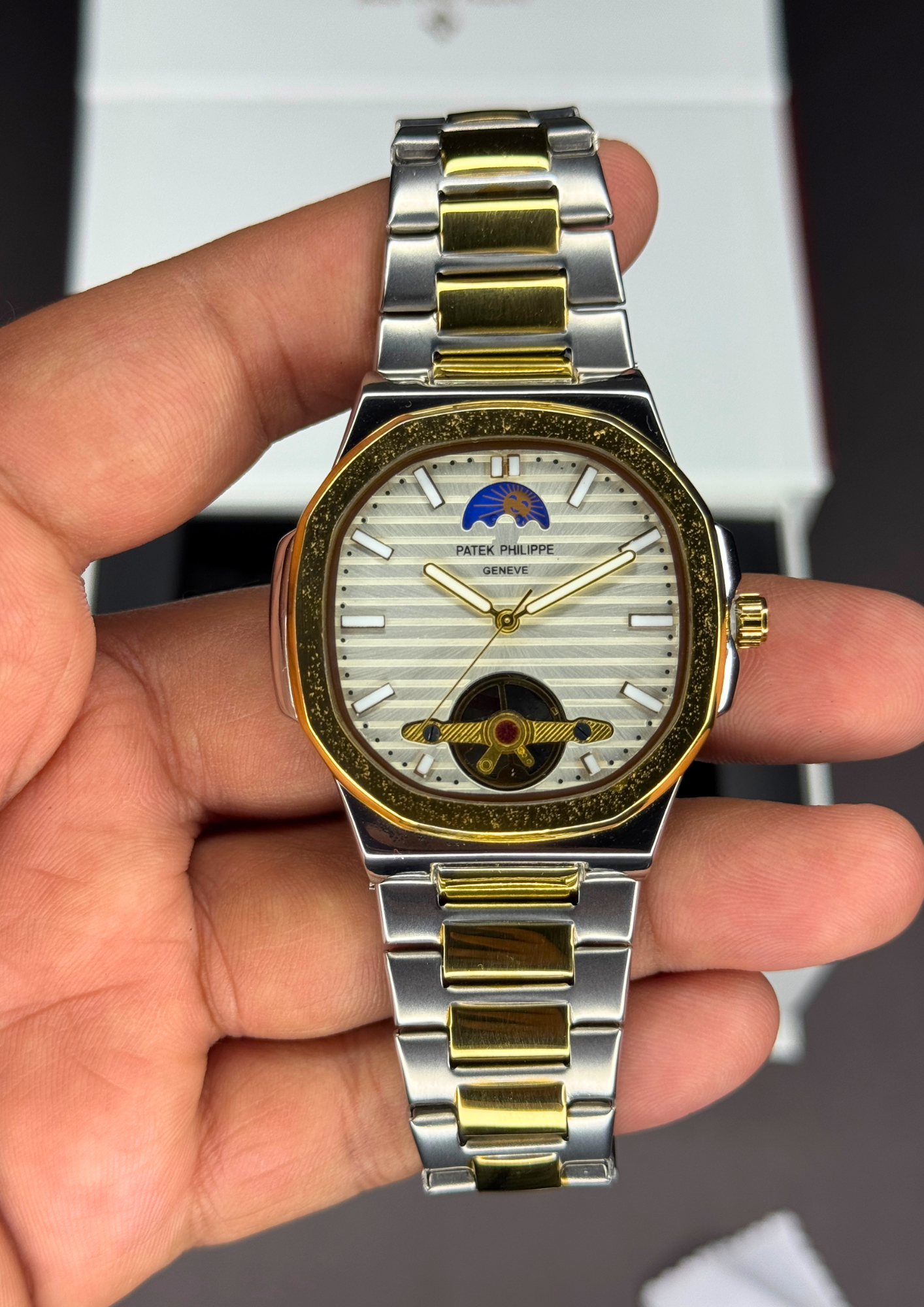 Patek Philippe Geneve – Elegant Gold & Silver Automatic Watch